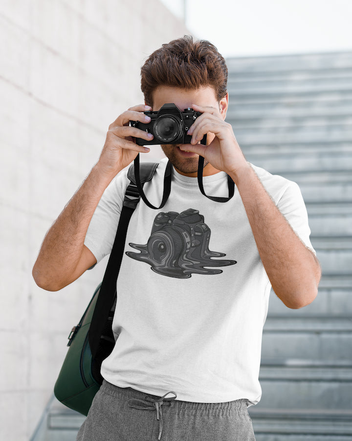 Camera Melt - Men's T-Shirt